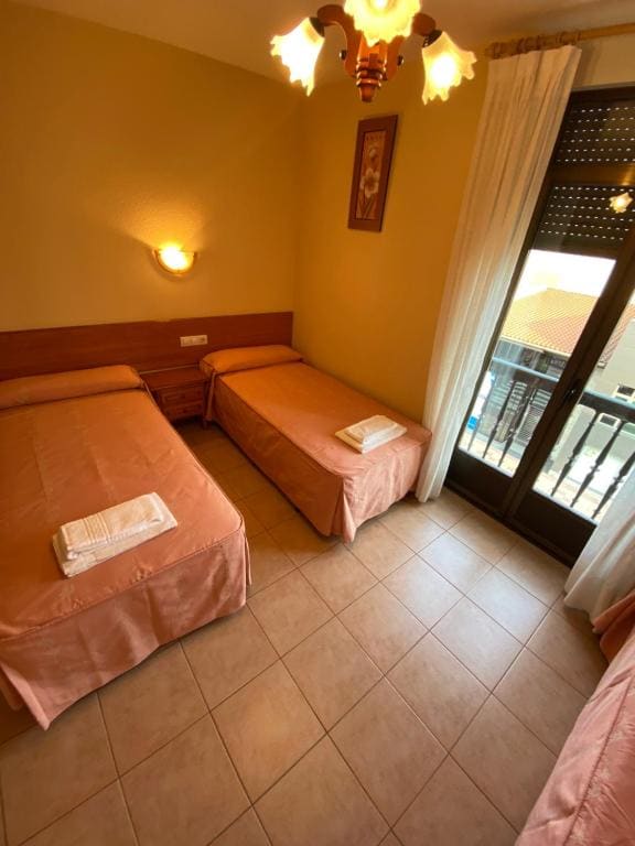 Hostal Jose Mari - Main view