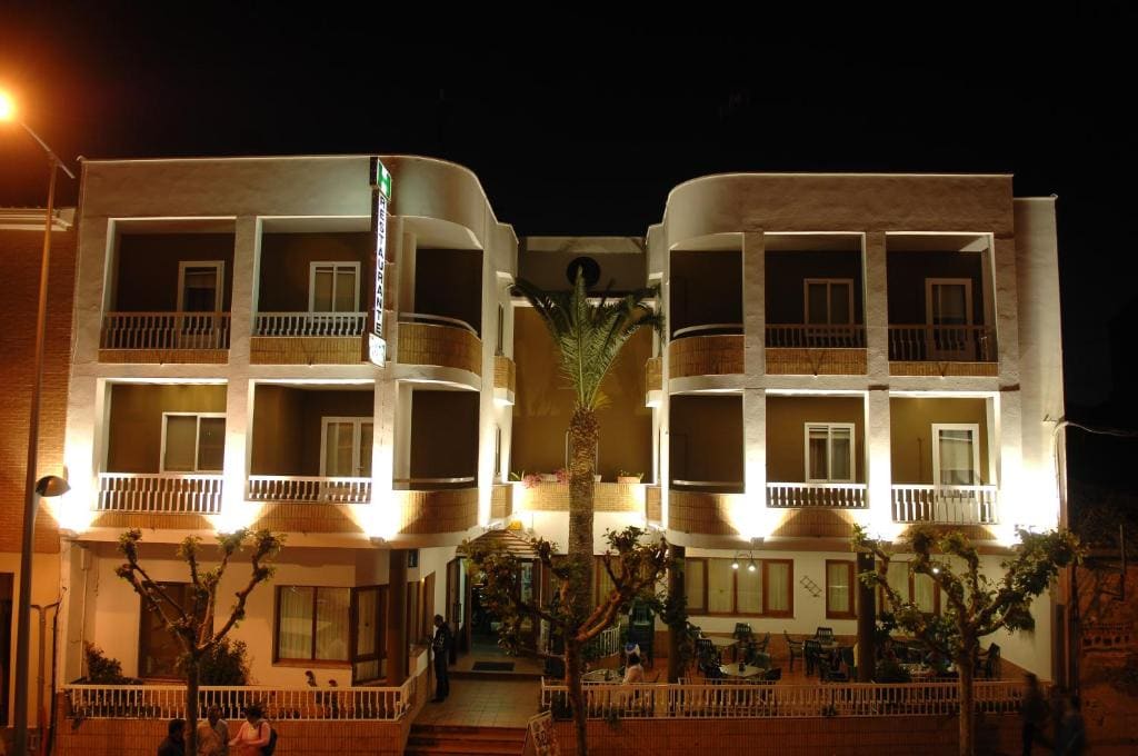 Hostal La Palmera - Main view