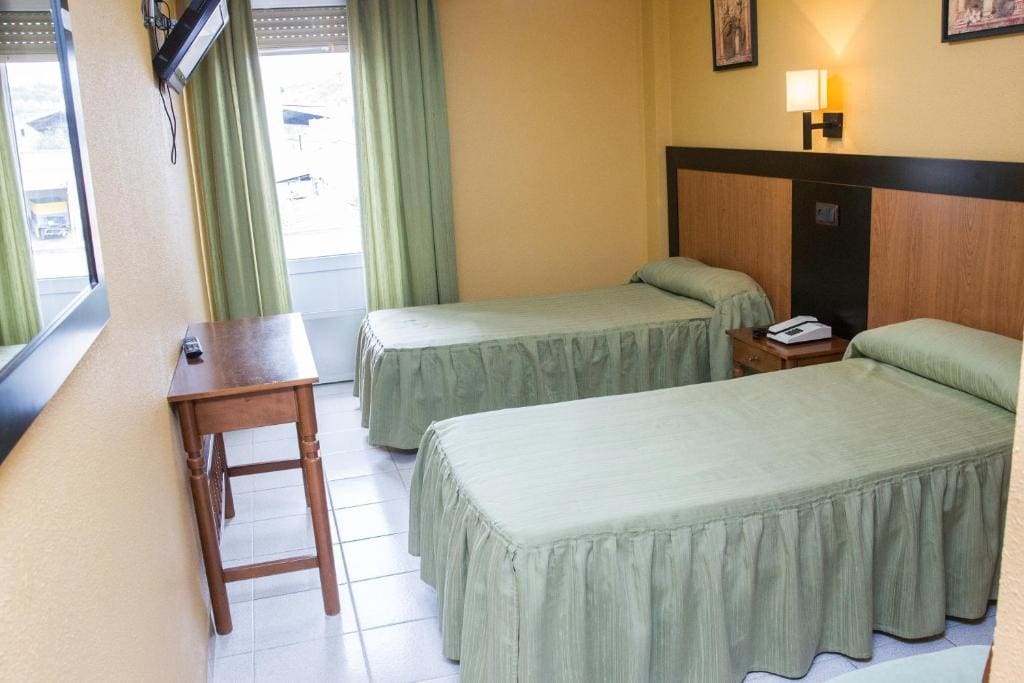 Hostal La Palmera - View 7