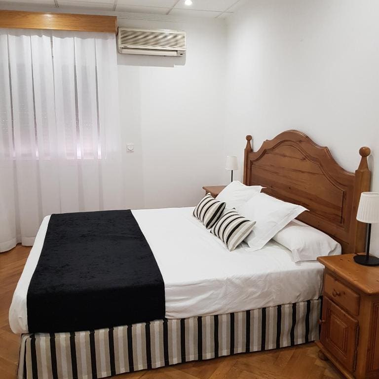 Hostal La Parada - Main view