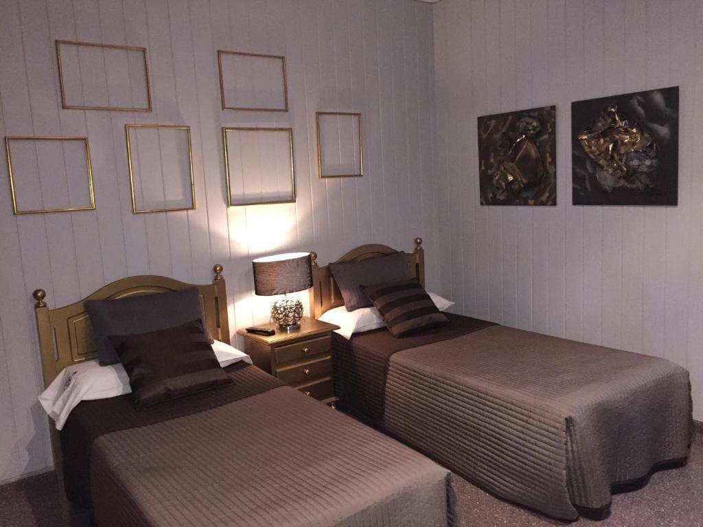 Hostal Sant Marti - Προβολή 7
