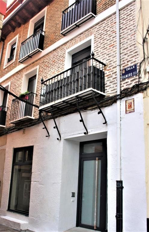 Housingleón - Albergue Turístico Nama Hostel - View 6