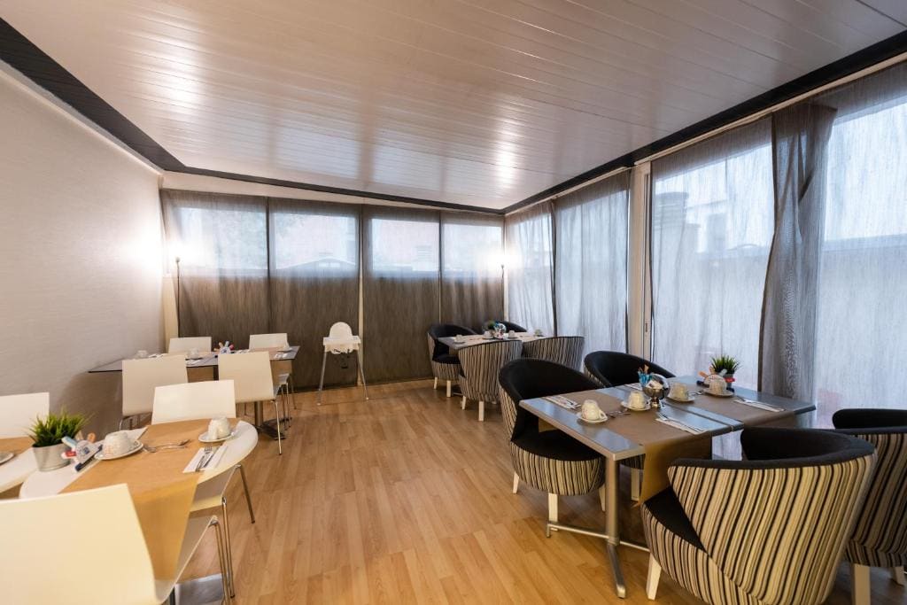 Atenea Rekord Suites Barcelona - View 3