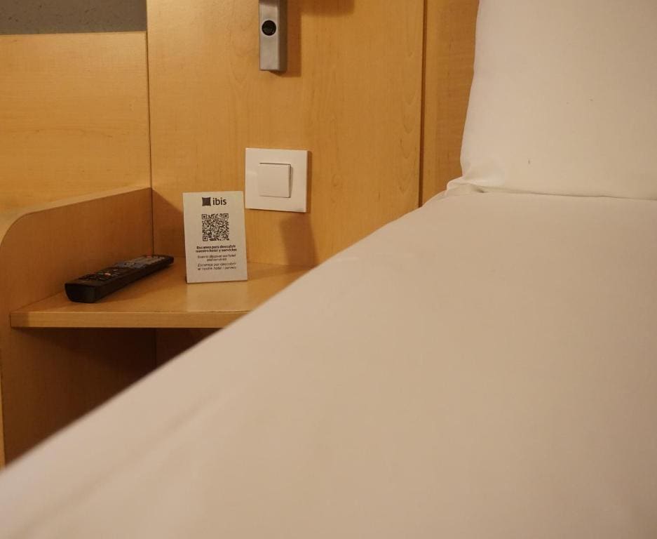Ibis Girona - View 3