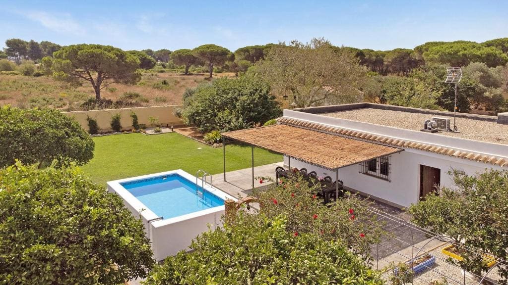 La alberca - Main view