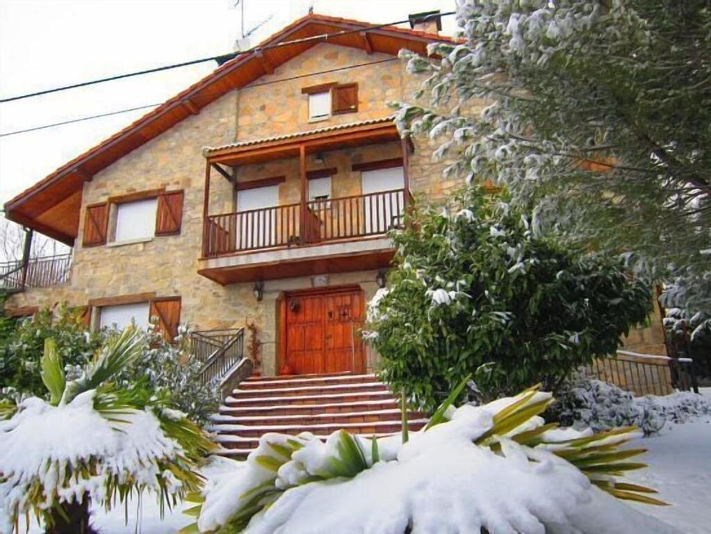 La Casona de Collado - Main view
