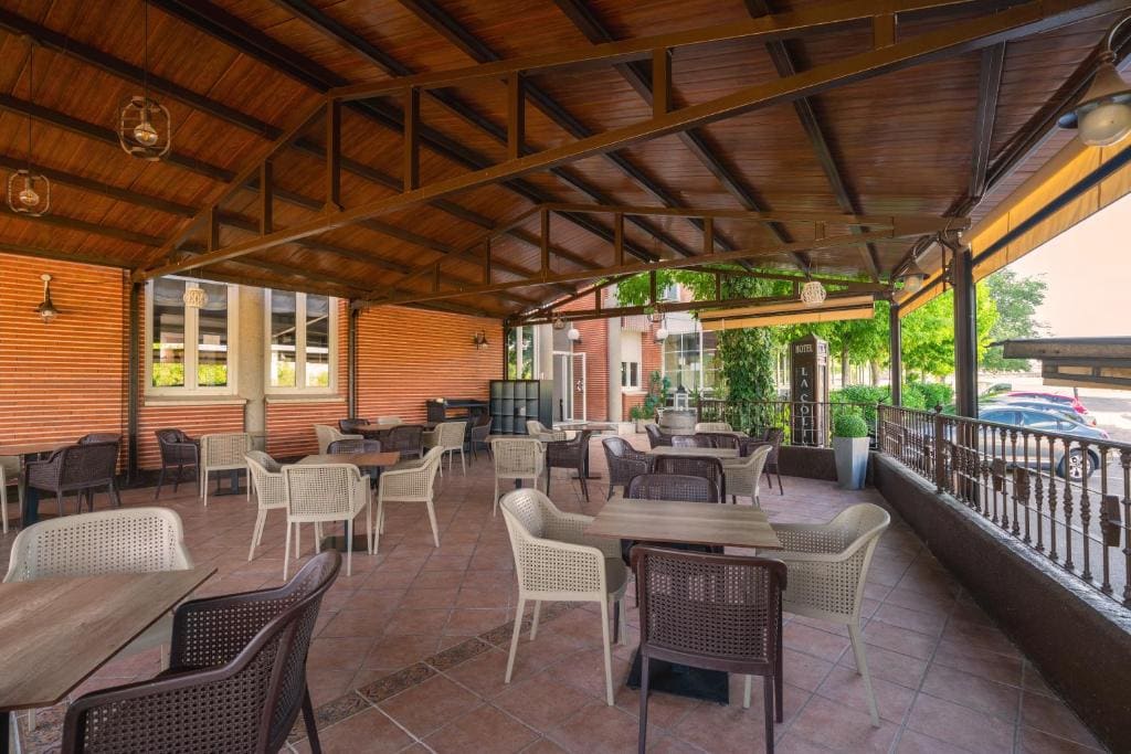 Hotel La Colina - View 4