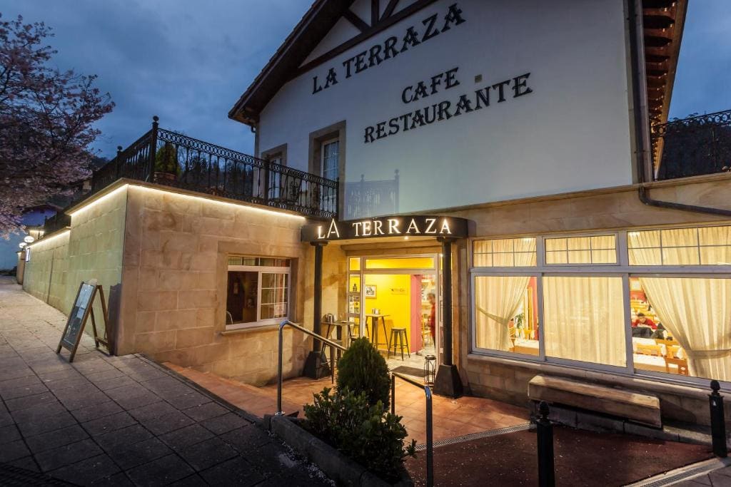 Hotel La Terraza De Puente Viesgo — Ansicht 3