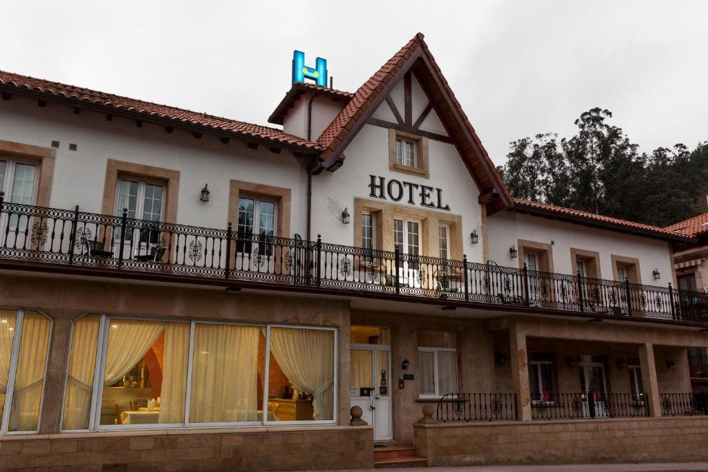 Hotel La Terraza De Puente Viesgo — Ansicht 5