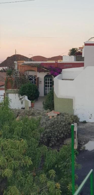 Guesthouse Los Geranios - View 2