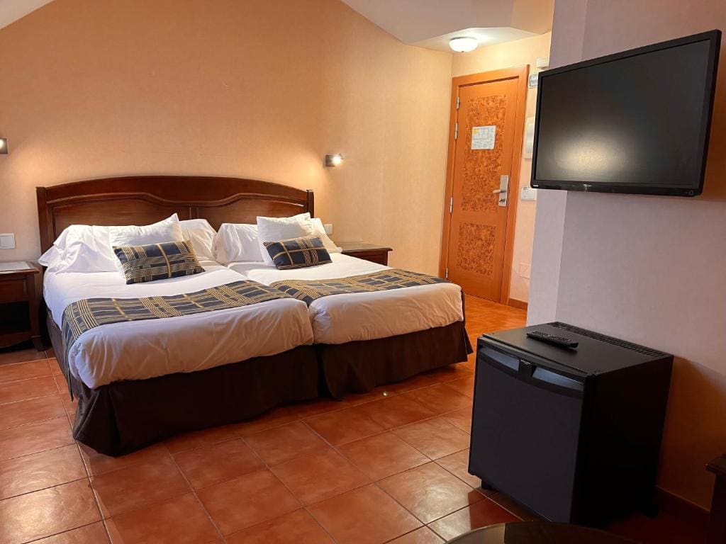 Hospedium Hotel Los Lanceros - View 5