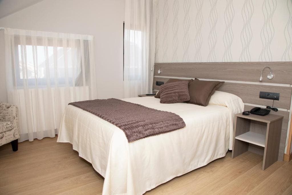 Hotel Mercedes - View 2