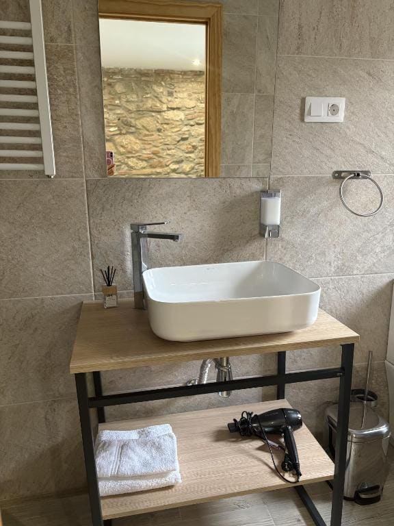 Hostal Milana Girona - Vista 7