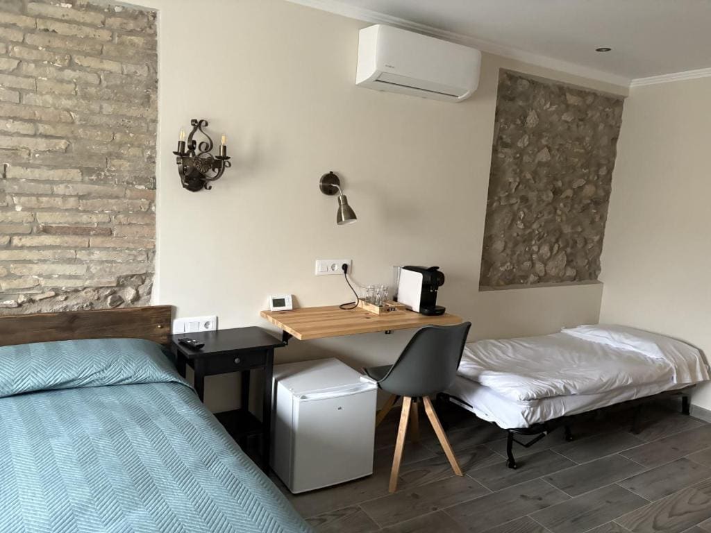 Hostal Milana Girona - Vista 6