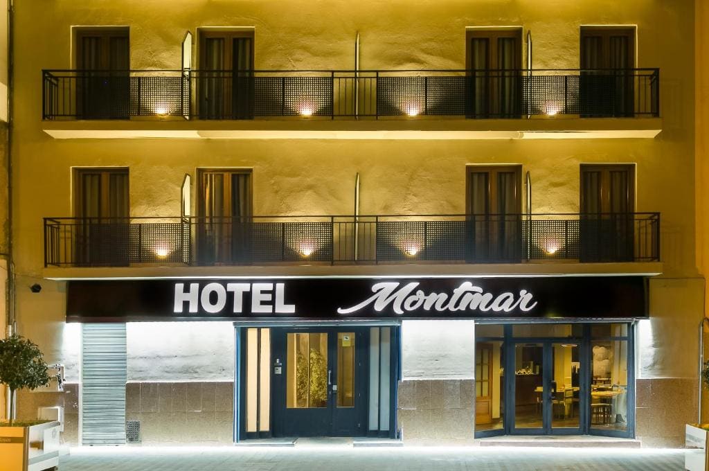 Hotel Montmar - Main view