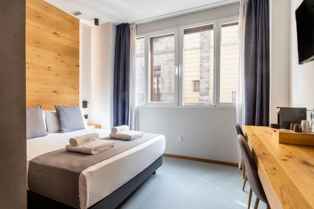 NALU Valencia Boutique Rooms - View 6