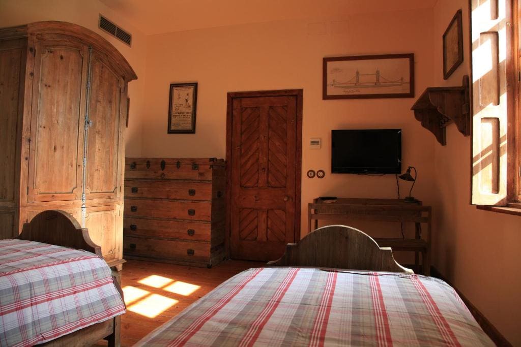 Old England House - 写真 6