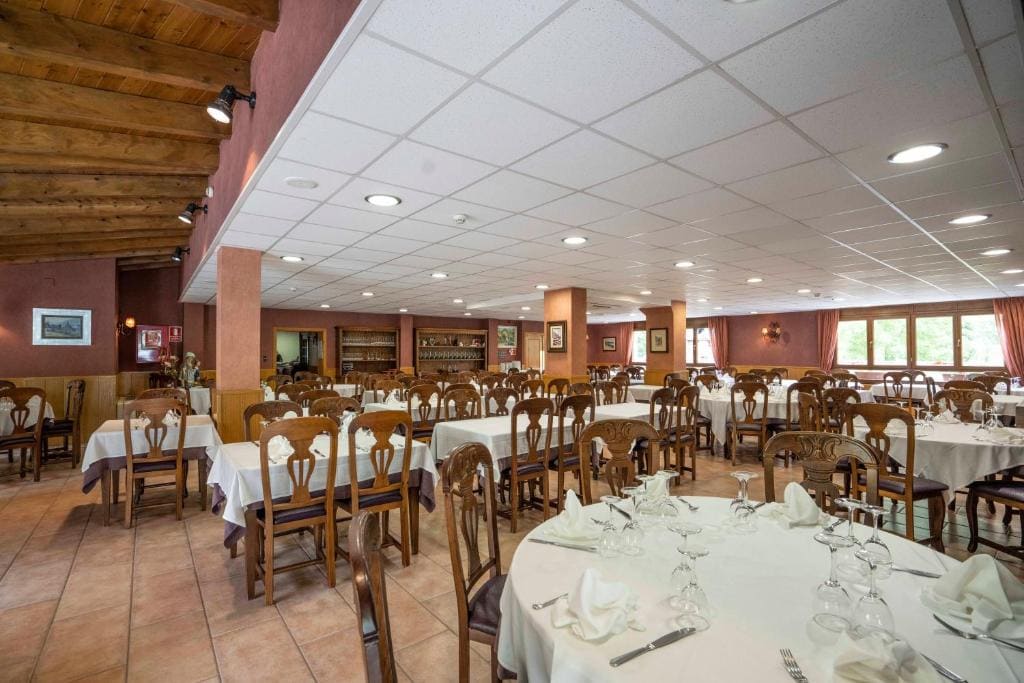 Hotel & Restaurante Peña - View 4