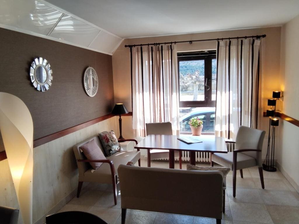 Hostal Fuentefria - Main view