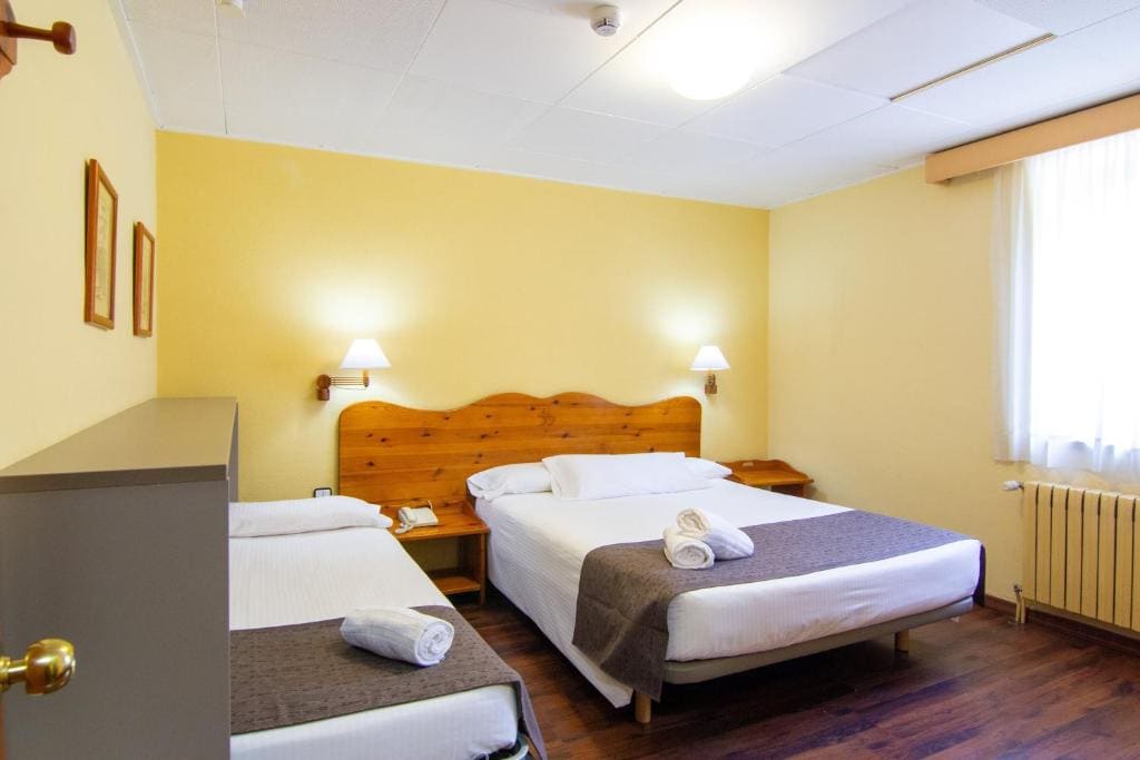 Hotel Vall de Núria - View 2