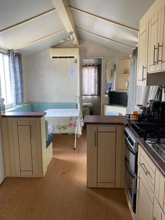 The Farm Tiny House - Tiny Casa - View 6