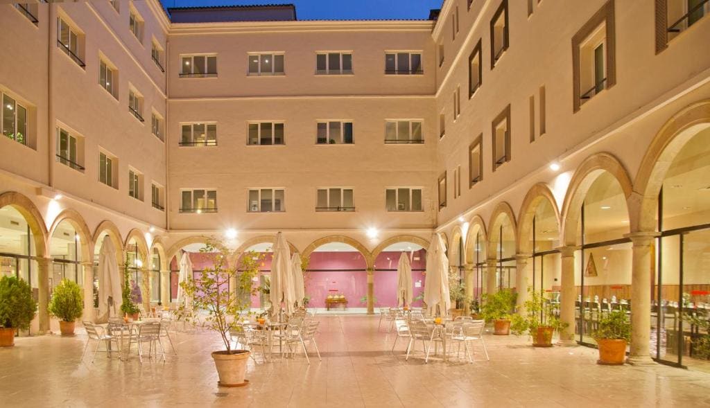 TRH Ciudad de Baeza - Main view