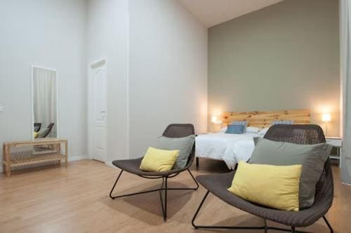 Triana 103 Rooms & Suites - View 6