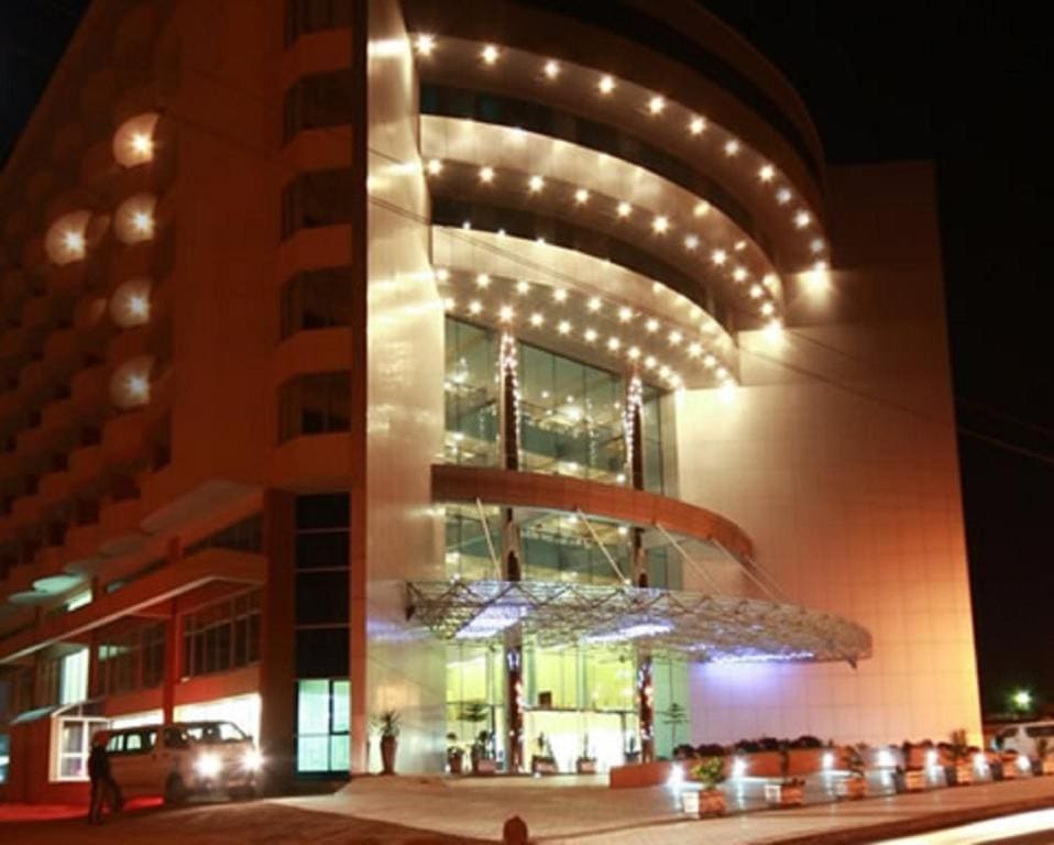 Inter Luxury Hotel - Main view