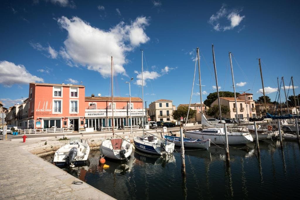 A La Voile Blanche - Main view