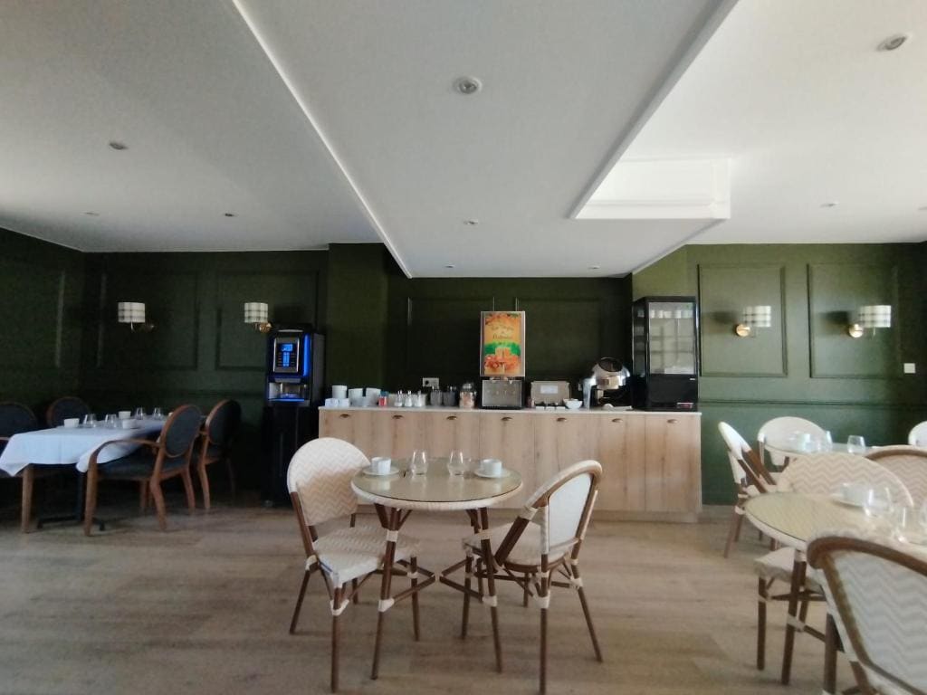 Hotel Anne De Bretagne BLOIS - View 3