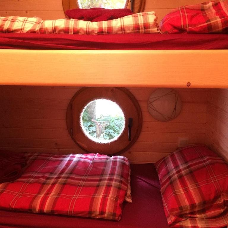 Chambres d'hôtes et Roulotte Au Bonheur Du Parc - عرض 5