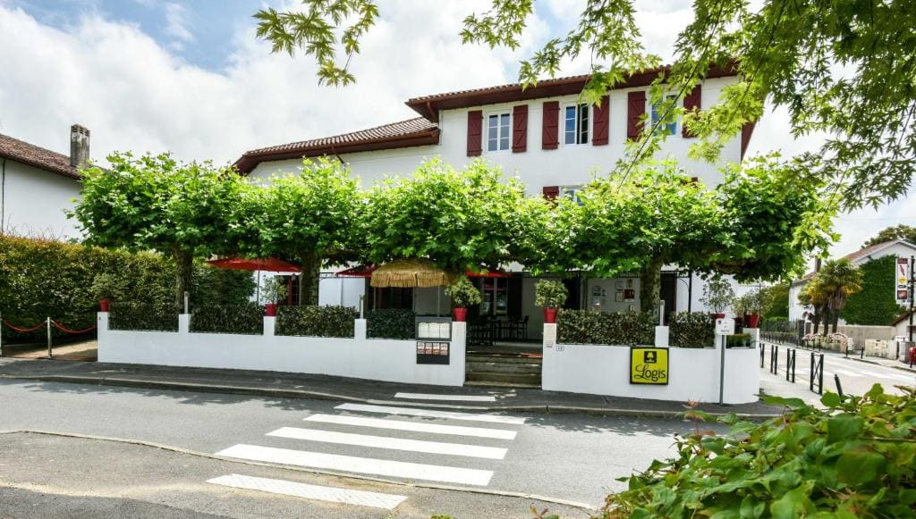 Hôtel Auberge l'Estanquet - Main view