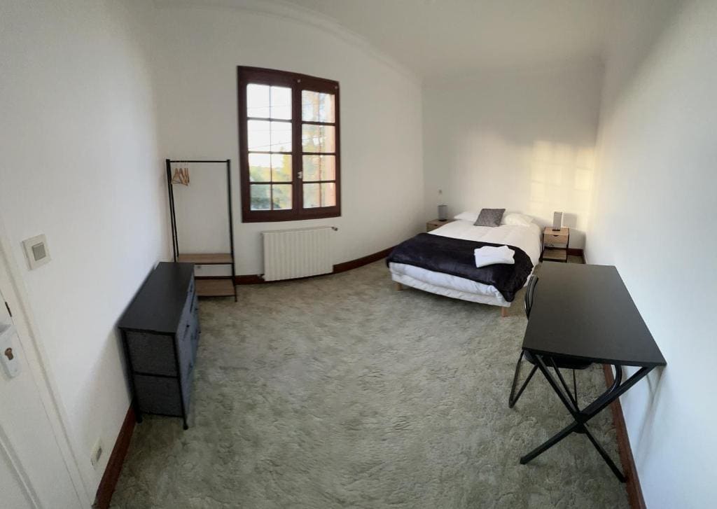 Auberge Mer - View 2