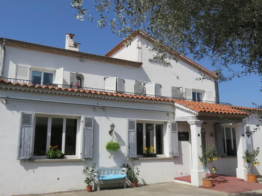 Hotel mon Soleil - Main view