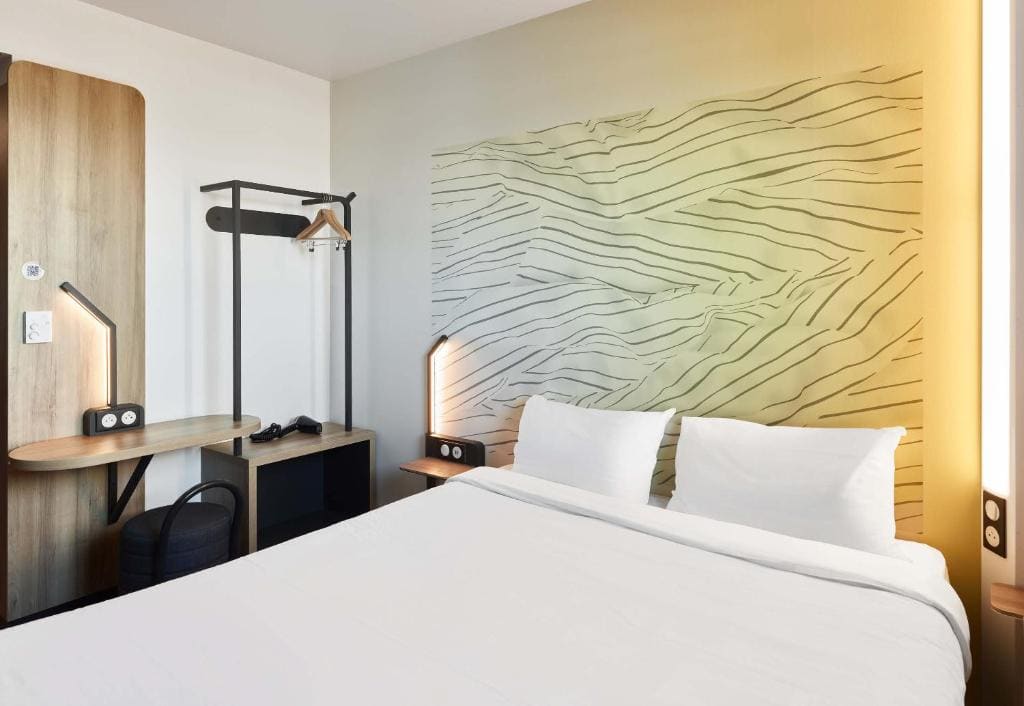 B&B HOTEL Le Port Marly Saint Germain en Laye - View 6