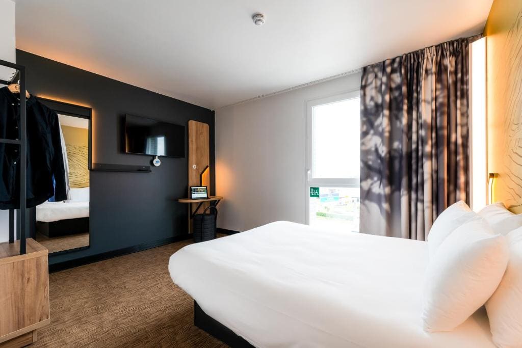 B&B HOTEL Le Port Marly Saint Germain en Laye - View 7