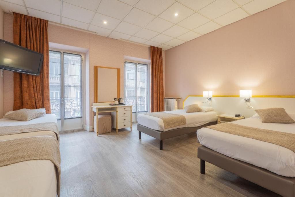Hotel Busby - View 6