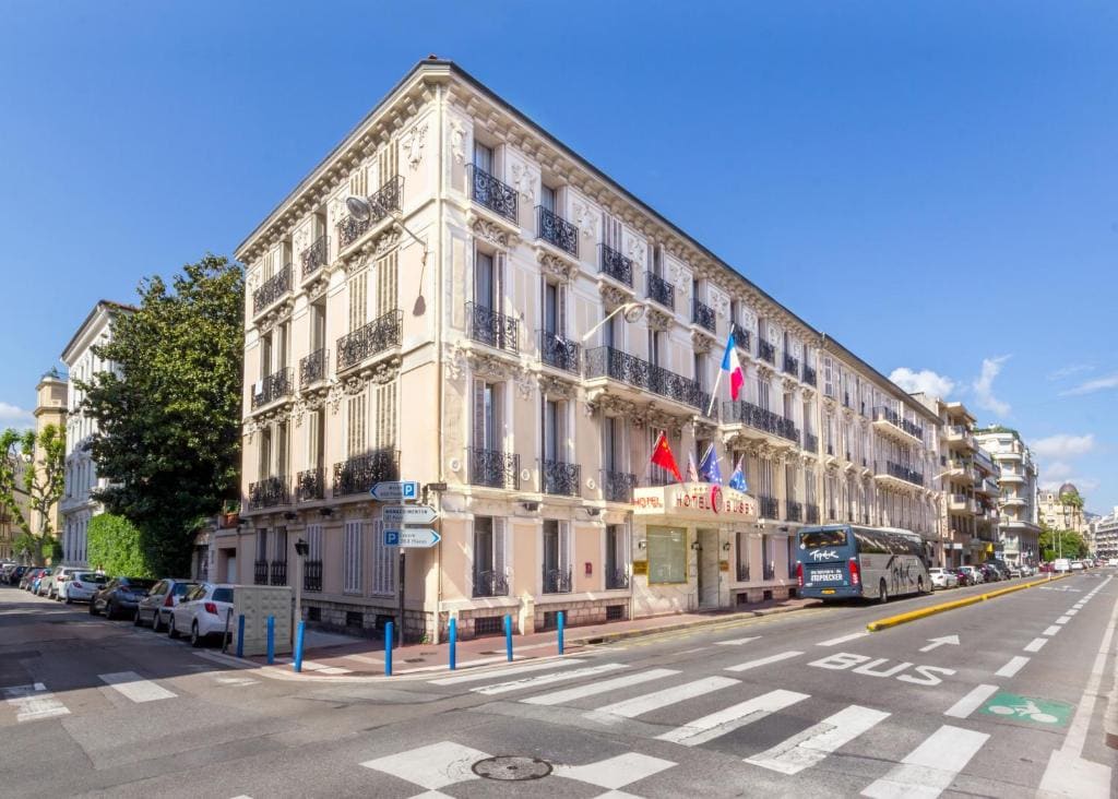 Hotel Busby - Main view