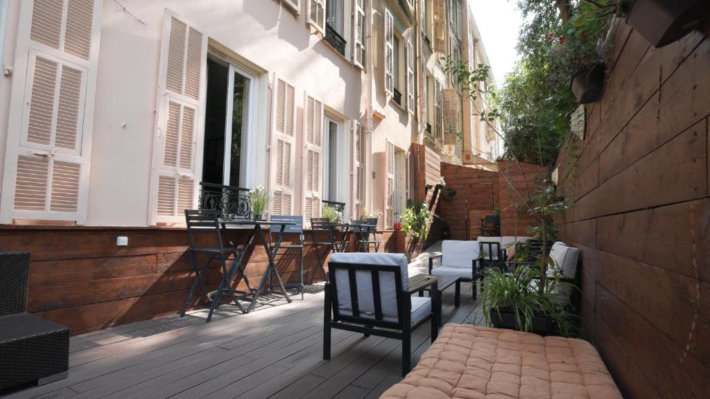 Hotel Busby - View 5