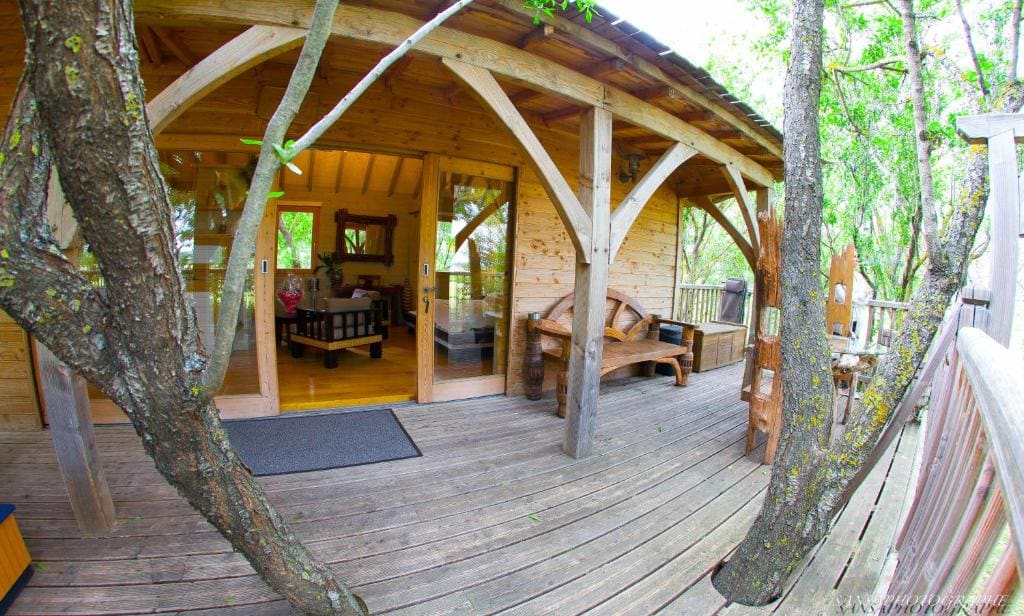 Cabane d'Amour - Main view