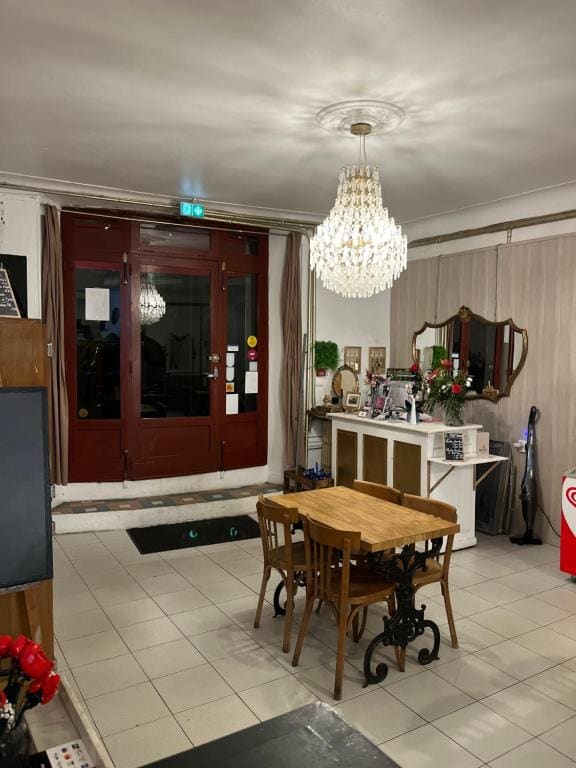 Le Café du Commerce - View 6