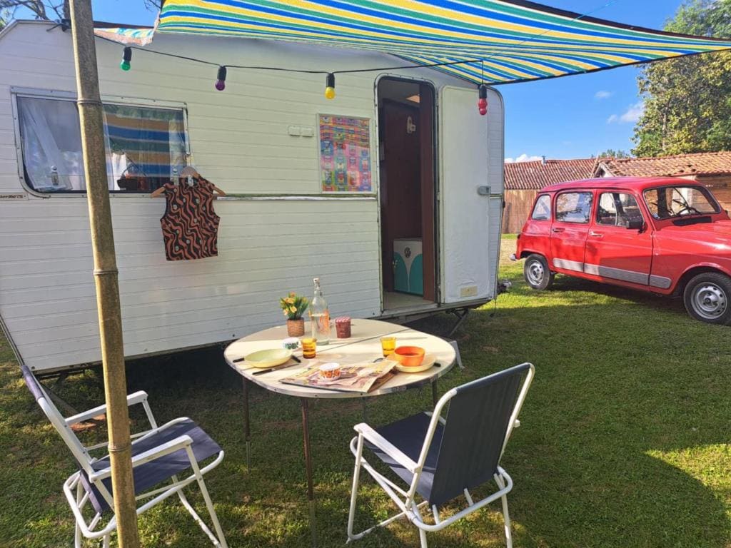 Caravane 70's - View 4