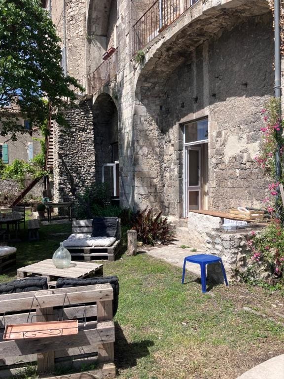 LES JARDINS DE LA CATHÉDRALE chambres d Hôtes gîte de groupe - View 7