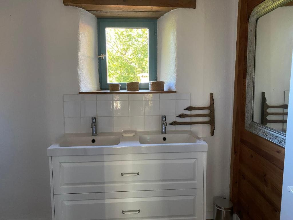 Chambres d'hôtes -L'Atelier du Presbytère - View 6
