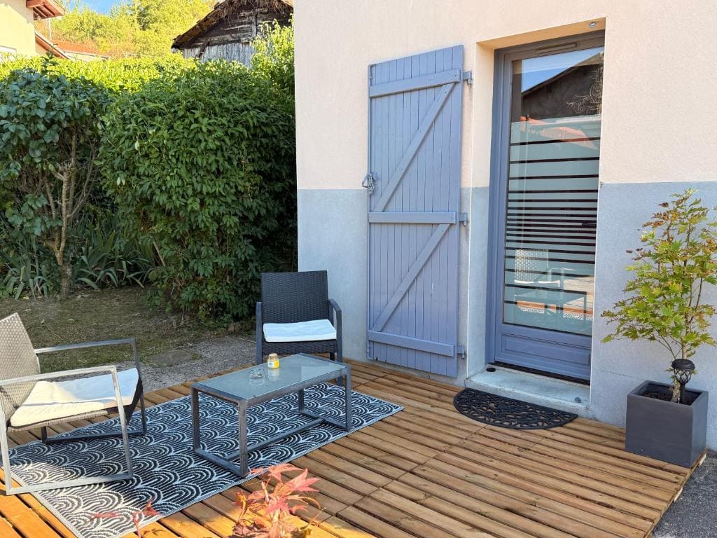 Chambre privé climatisé - View 2