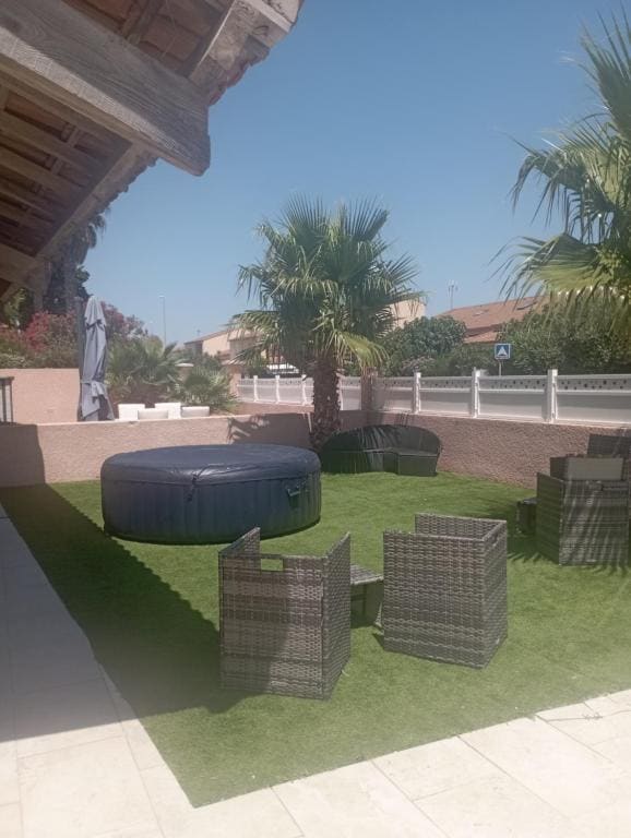 Chambre Simple & Spa & Piscine & plage - Main view