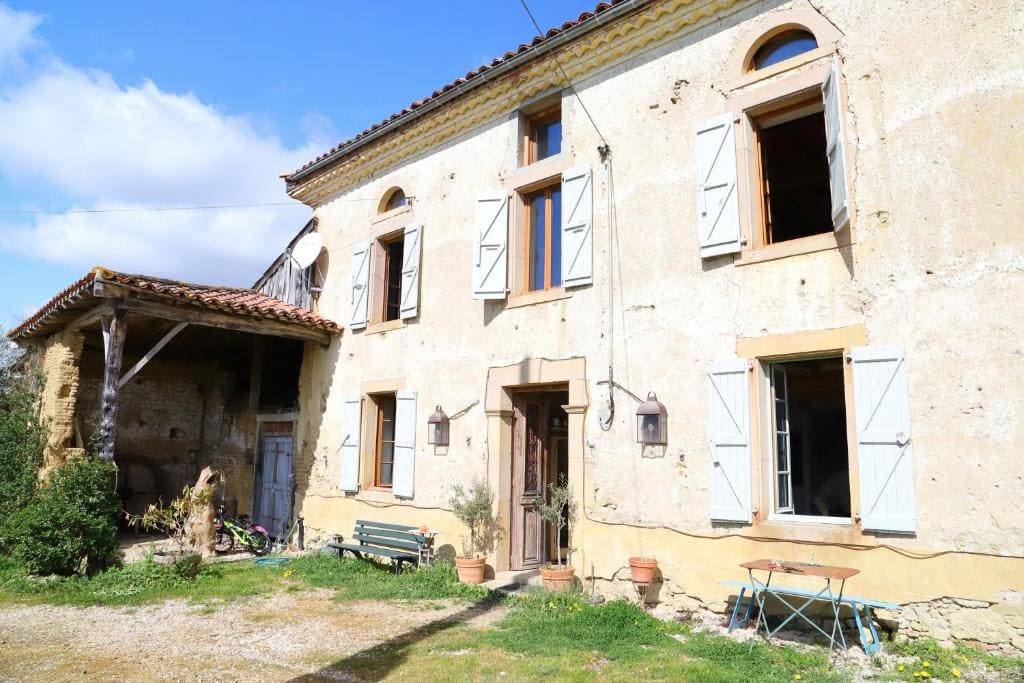 La Maison de Louis - View 3