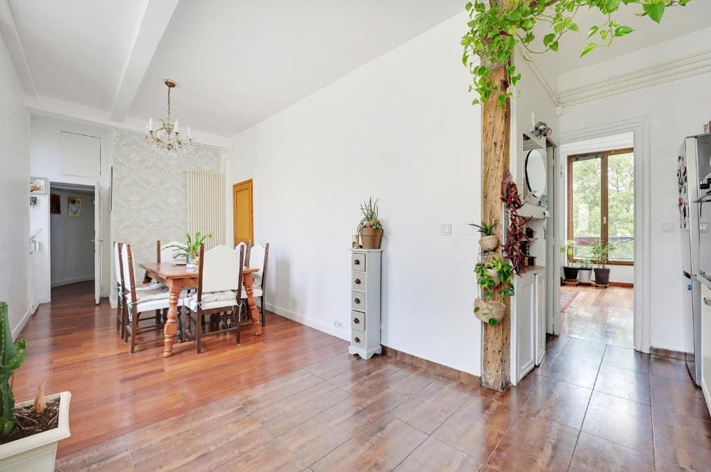 Chez Maguy - Main view