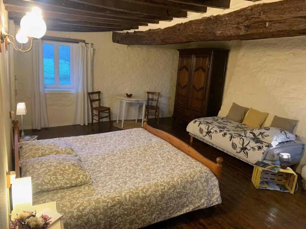 Chez Marie Roulotte - View 2