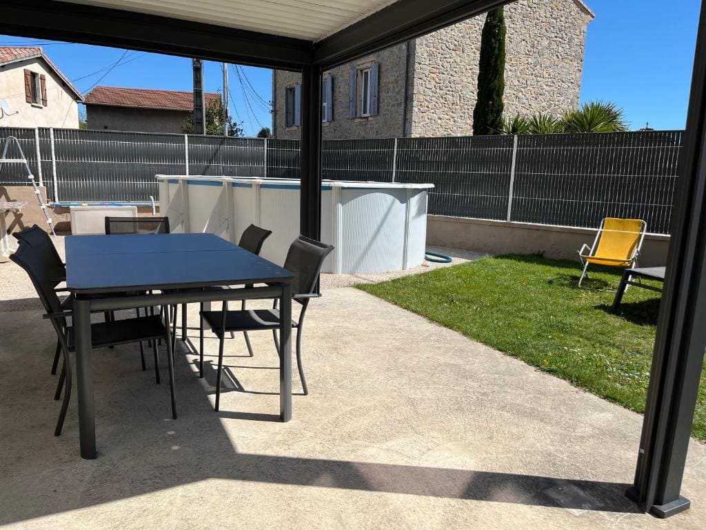 Chez Val et Phil - View 2